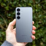 One of the best flagship phones of 2025 just saw a big price cut